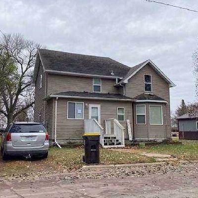 505 1 St St, Welcome, MN 56181