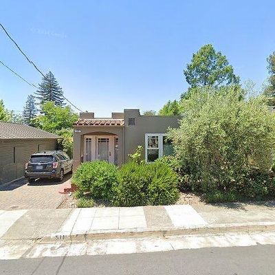 511 College St, Healdsburg, CA 95448