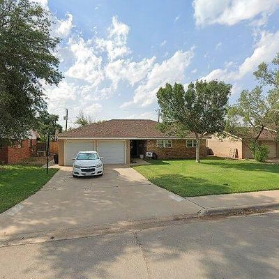 4504 W Dengar Ave, Midland, TX 79707