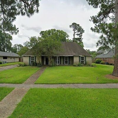 4605 Pine Ridge Dr, Baton Rouge, LA 70809