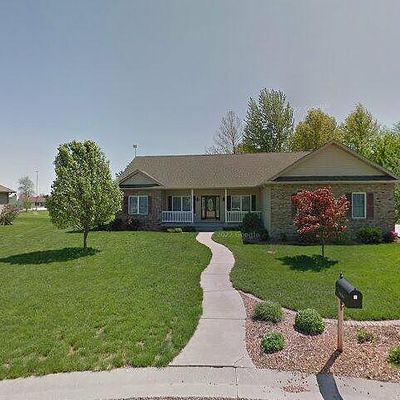 5258 Golf Dr, Auburn, IL 62615