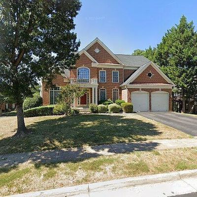 6832 Creek Crest Way, Springfield, VA 22150