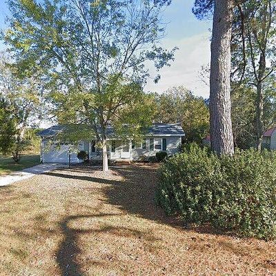 707 Pecan Lane Lake Waccamaw, Waccamaw, NC 28450