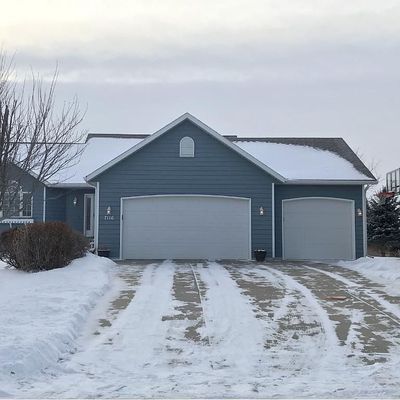 7116 Rolling View Dr, Saint Cloud, MN 56303