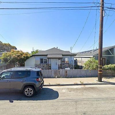 720 Amador Ave, Seaside, CA 93955