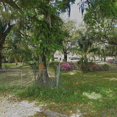 750 Charlie Taylor Rd, Plant City, FL 33566