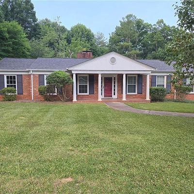 905 Coffey Ave, North Wilkesboro, NC 28659