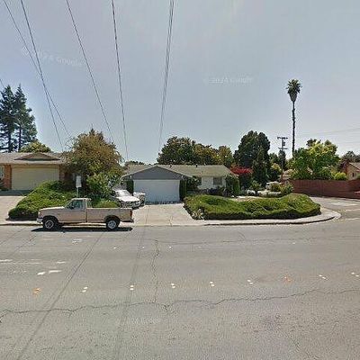 905 Tara Hills Dr, Pinole, CA 94564