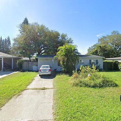 9084 109 Th Ave, Seminole, FL 33777