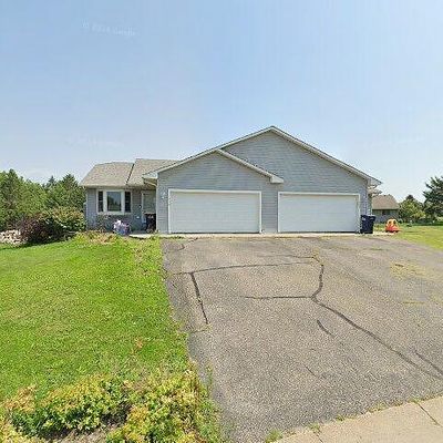 948 Anika Ct, Ellsworth, WI 54011