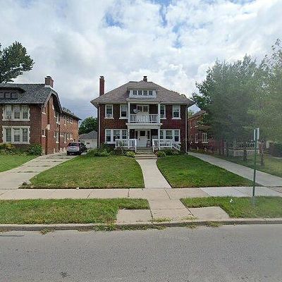 896 Alter Rd, Detroit, MI 48215