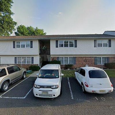 1 Texas Ct, Matawan, NJ 07747