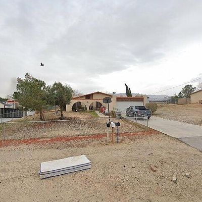 11811 Peach Ave, Hesperia, CA 92345