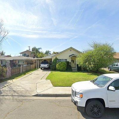 1080 Tulare St, Kingsburg, CA 93631