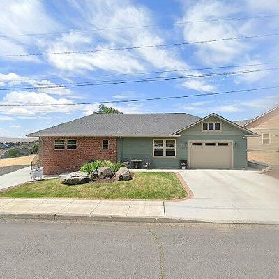 1300 Nw Horn Ave, Pendleton, OR 97801