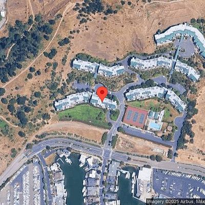 1300 Quarry Ct #213, Richmond, CA 94801