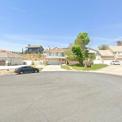 13670 Sierra Vista Dr, Victorville, CA 92395