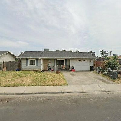 12088 Washburn Ave, Waterford, CA 95386