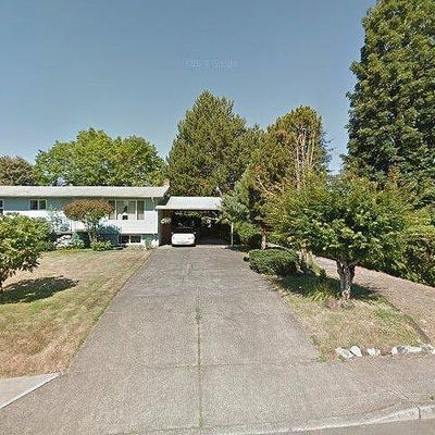 1215 S Fir St, Canby, OR 97013