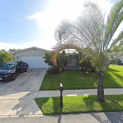 1410 Hillcrest Dr, Lake Worth, FL 33461