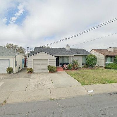 17729 Via Arriba, San Lorenzo, CA 94580