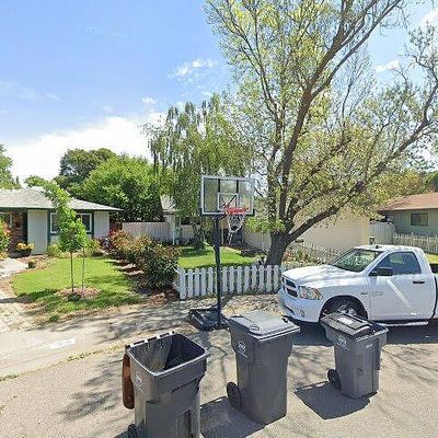 1812 Cork Pl, Davis, CA 95618