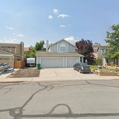 1662 Satellite Dr, Sparks, NV 89436