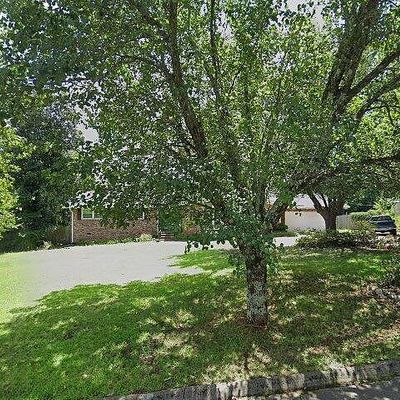 17 Buckhorn Dr, Greenville, SC 29609