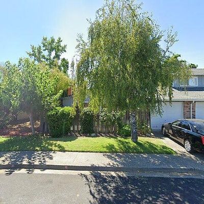 1731 Montana Vista St, Lakeport, CA 95453