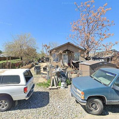 209 Eastern Ave, Taft, CA 93268