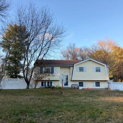 211 Temi Rd, Raynham, MA 02767