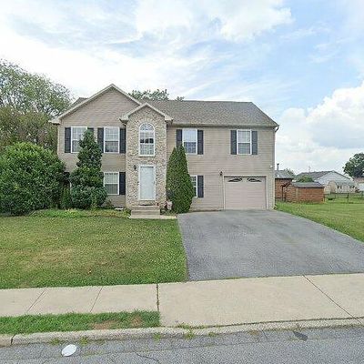 2117 2 Nd Ave, Whitehall, PA 18052