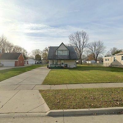 22230 Martin Rd, Saint Clair Shores, MI 48081