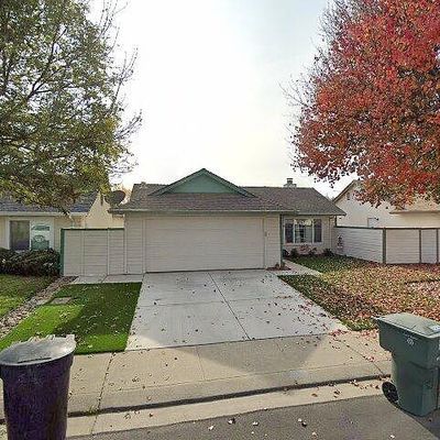 2032 Amsterdam Ln, Modesto, CA 95356