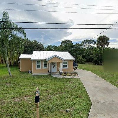 2290 Wilcox St, Melbourne, FL 32904