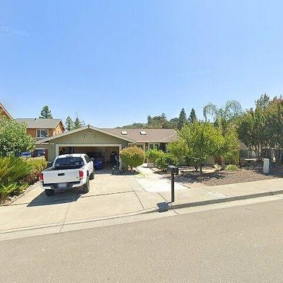 303 Sunrise Dr, Cloverdale, CA 95425