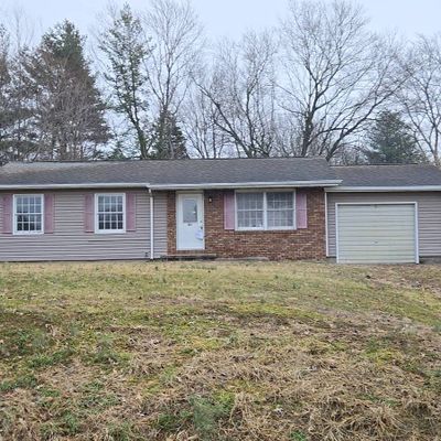 304 N Reed Station Rd, De Soto, IL 62924