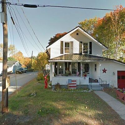 28 Elm St, Norway, ME 04268