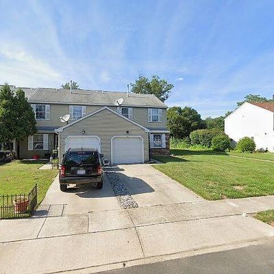 47 River Bank Dr, Roebling, NJ 08554