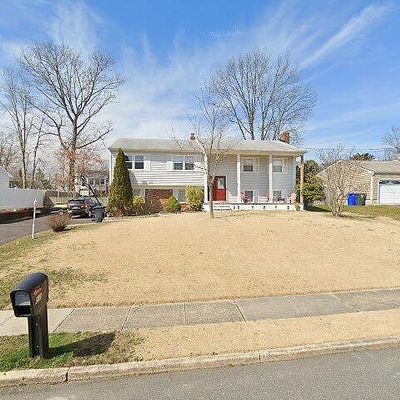 51 Kim Ln, Toms River, NJ 08755