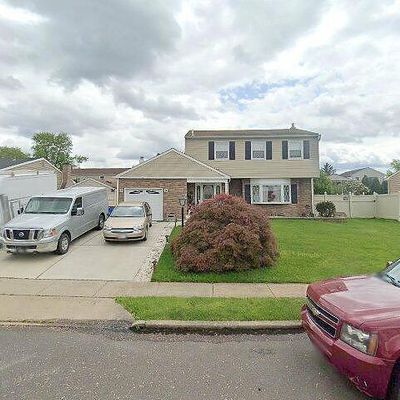 530 Fairhurst Rd, Fairless Hills, PA 19030