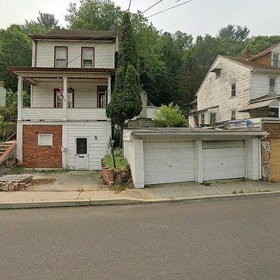 531 Peacock St, Pottsville, PA 17901