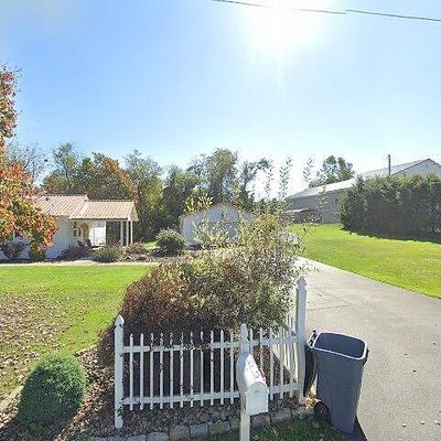 536 Finnin Rd, New Kensington, PA 15068