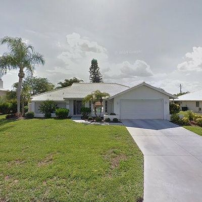 545 Warwick Ln, Venice, FL 34293