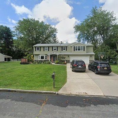 7 Hope Valley Drive, Hightstown, NJ 08520