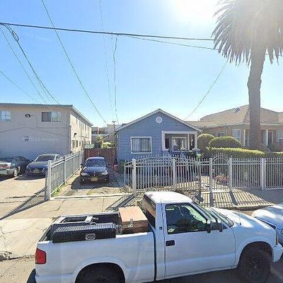 6227 Bromley Ave, Oakland, CA 94621