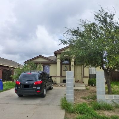 624 Sam Bratton, Laredo, TX 78046