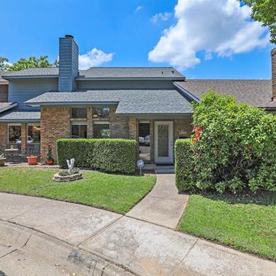 640 St Charles Ct, Arlington, TX 76013