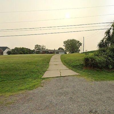 797 Perry Hwy, Harmony, PA 16037