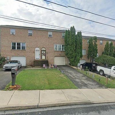 8 E 7 Th St, Northampton, PA 18067